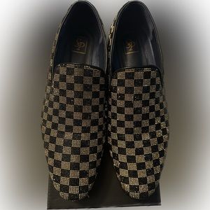 Men’s dress shoes